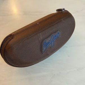 Maui Jim Zip Clamshell Case